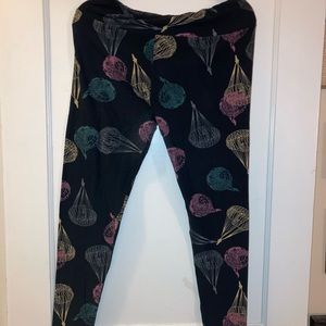 LuLaRoe TC Leggings (Paratroopers)